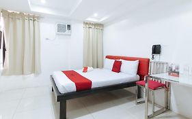 Reddoorz At Dbuilders Rooms Bangkal Makati