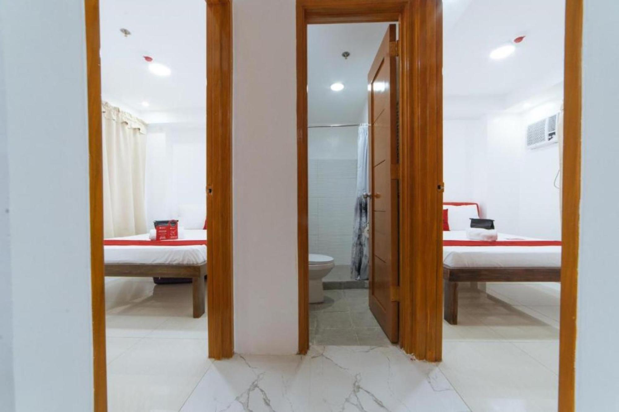Reddoorz At Dbuilders Rooms Bangkal Makati Makati City Exterior photo