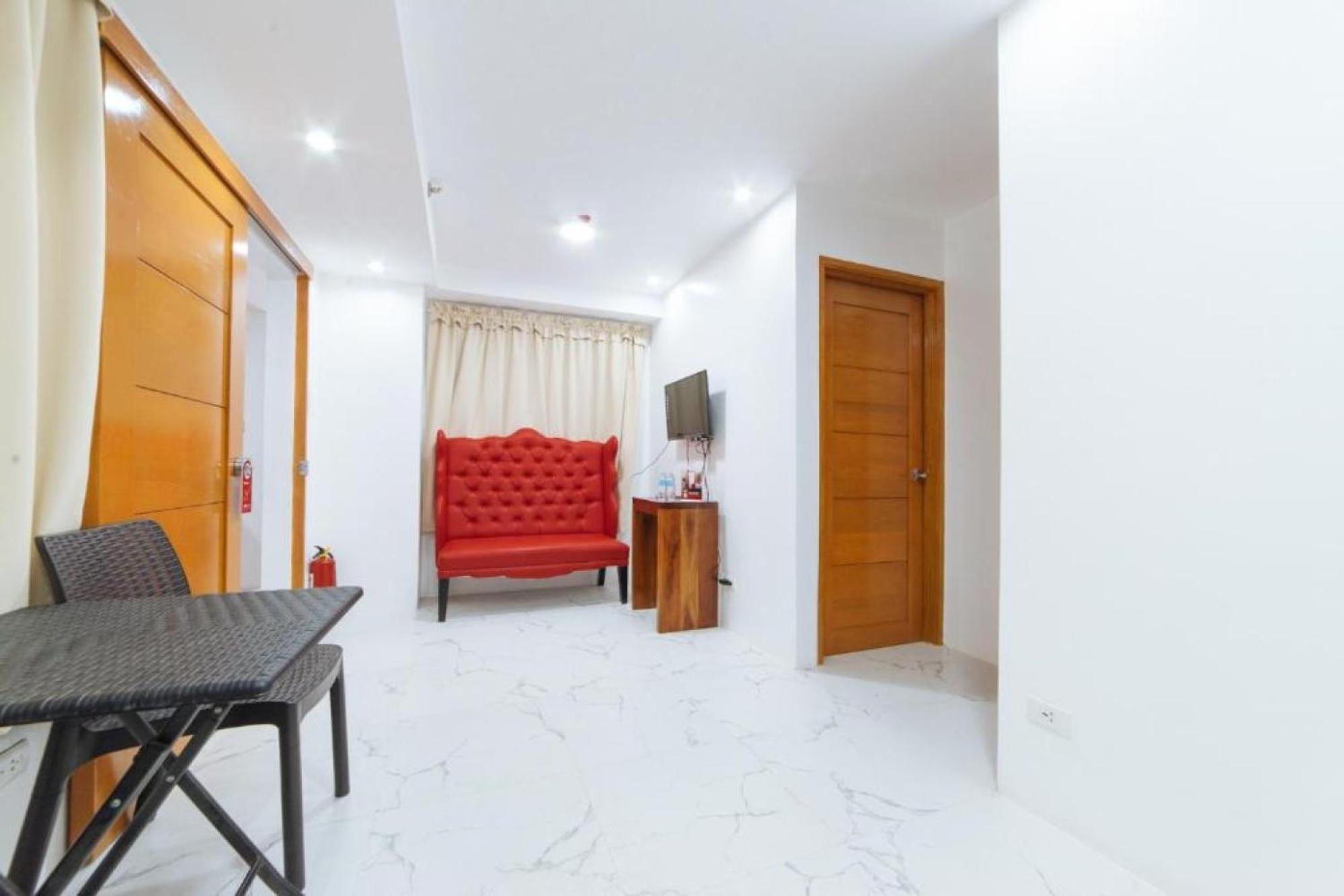 Reddoorz At Dbuilders Rooms Bangkal Makati Makati City Exterior photo