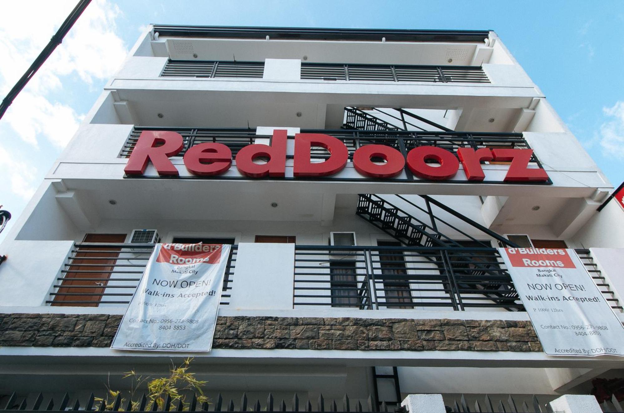 Reddoorz At Dbuilders Rooms Bangkal Makati Makati City Exterior photo